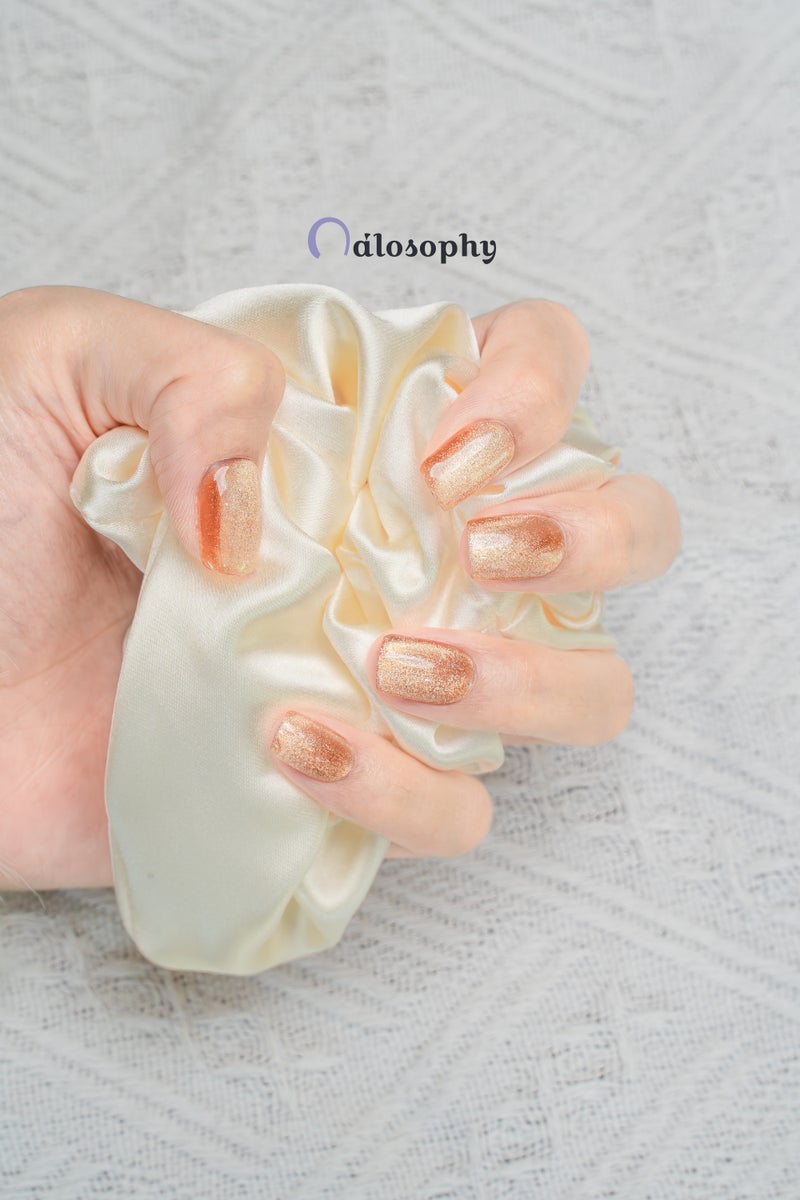 Nailosophy أظافر مضغوطة فاخرة مصنوعة يدويًا بساعة الذهب عين القط العنبري | شكل مربع - Image 5